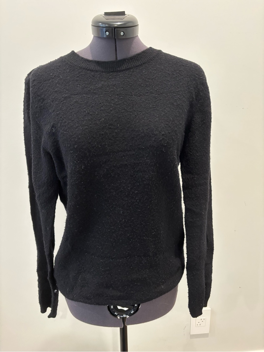 Crewneck Black Women's Sweater - Timeless Everyday Essential